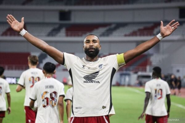 Yuran Fernandes Memimpin PSM Menang 1-0 atas Cong An Ha Noi