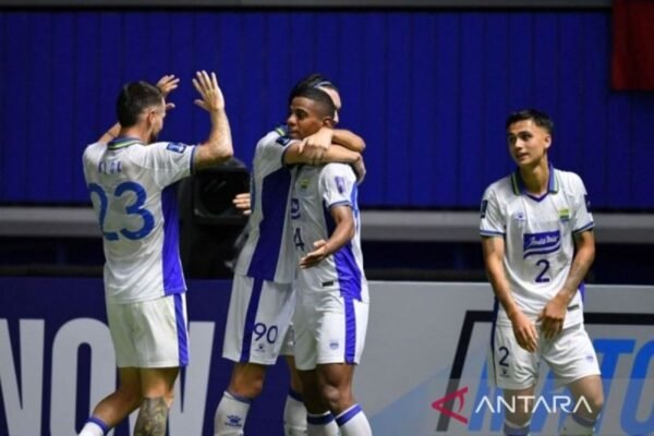 Persib Meraih Kemenangan Perdana dengan Mengalahkan Bangkok United 2-0