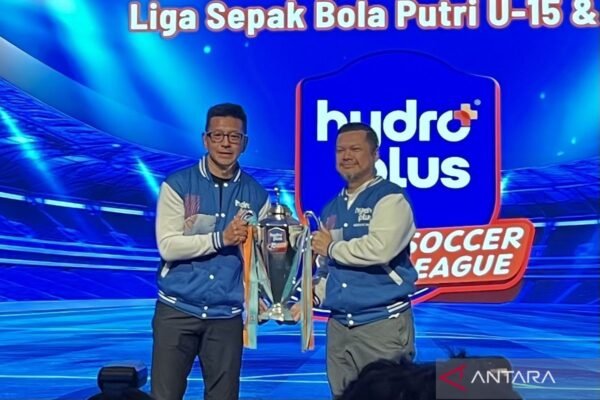 Tentu! Berikut adalah beberapa alternatif judul untuk "90 Tim Ikuti Liga Sepak Bola Putri U15 dan U18 Hydroplus Soccer League":

1. "90 Tim Berpartisipasi dalam Liga Sepak Bola Wanita U15 dan U18 Hydroplus Soccer League"
2. "Hydroplus Soccer League: 90 Tim Berkompetisi dalam Divisi U15 dan U18 Sepak Bola Putri"
3. "Liga Sepak Bola Wanita U15 dan U18: 90 Tim Bersaing di Hydroplus Soccer League"
4. "Hydroplus Soccer League: 90 Tim Sepak Bola Putri U15 dan U18 Siap Beraksi"
5. "90 Tim Sepak Bola Putri U15 dan U18 Berlaga di Hydroplus Soccer League"

Silakan pilih salah satu atau gabungkan beberapa ide untuk judul yang diinginkan!